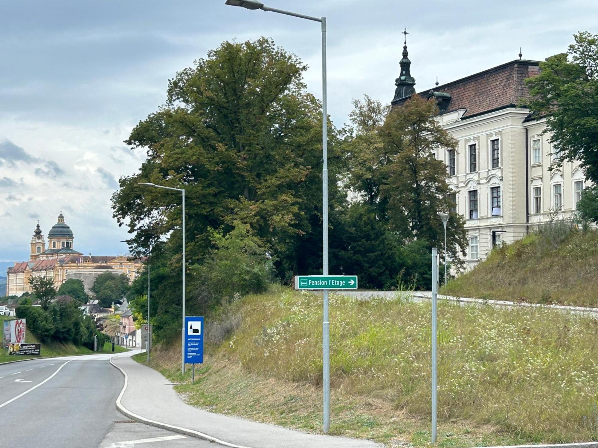 Pension L'Etage Мелк Экстерьер фото